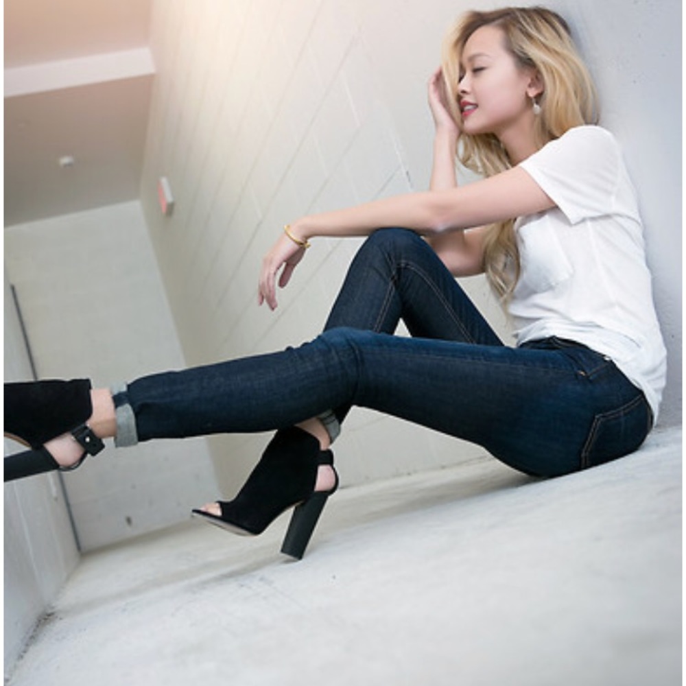Vince Addison heels